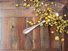 Load image into Gallery viewer, Organic Chamomile