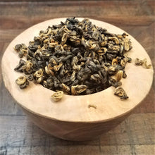 Load image into Gallery viewer, Yunnan "Golden Snail" Black Tea